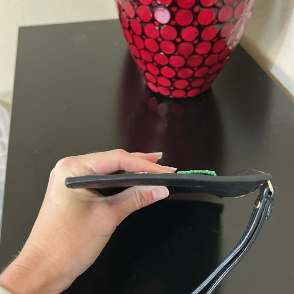 Kate Spade On Purpose Small Leather Zipped Wristlet - Embroidered Chili Pepper - Picture 12 of 16